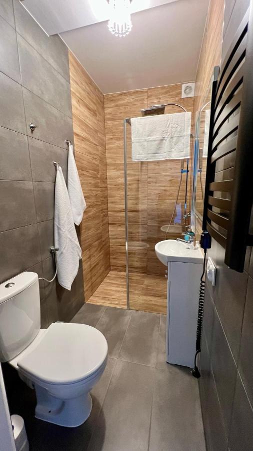 Aparthotel W Dolinie Stawow Zator By Housine Las Dış mekan fotoğraf